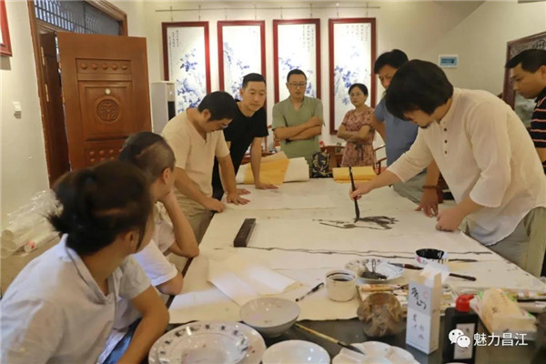 凝聚“双创”精气神 昌江文艺志愿服务火热开展